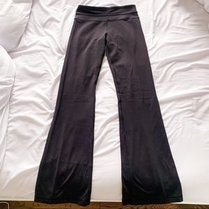 Lululemon yoga pants
